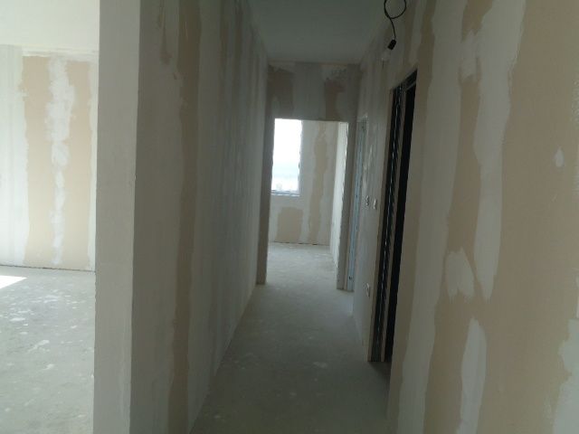 Продава се Тристаен апартамент в Варна, Трошево - 115 кв.м за 2174 €/кв.м - Снимка #17