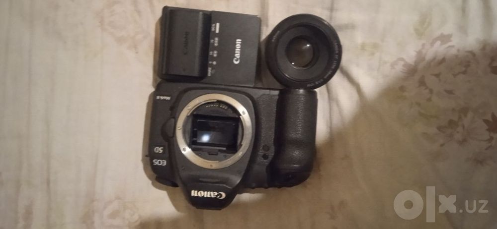 5D mark 2  50 obettif 1 ta batare 1ta zaratchik