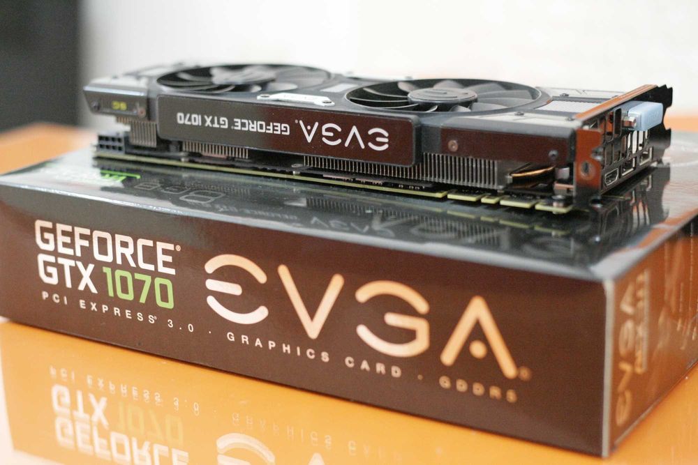 Видеокарта EVGA 1070, GEFORCE GTX 1070, 8GB, Superclocked, като нова