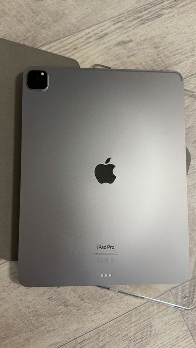 iPad Pro 12.9″ 6 gen M2 128GB Wi-Fi Space Gray