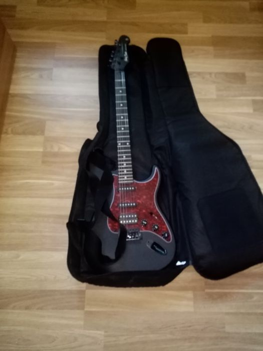 Vand full set chitara electronica harely benton