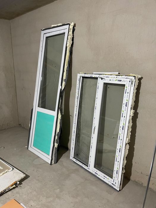 Продам пластиковые окна и дверь