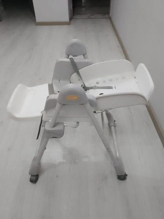 Продам детский столик недорого