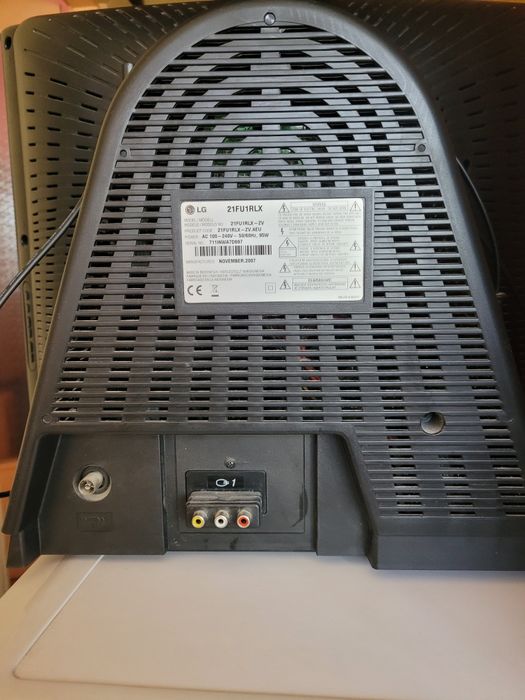 Телевизор   LG - 21FUIRLX - ZV   нов.