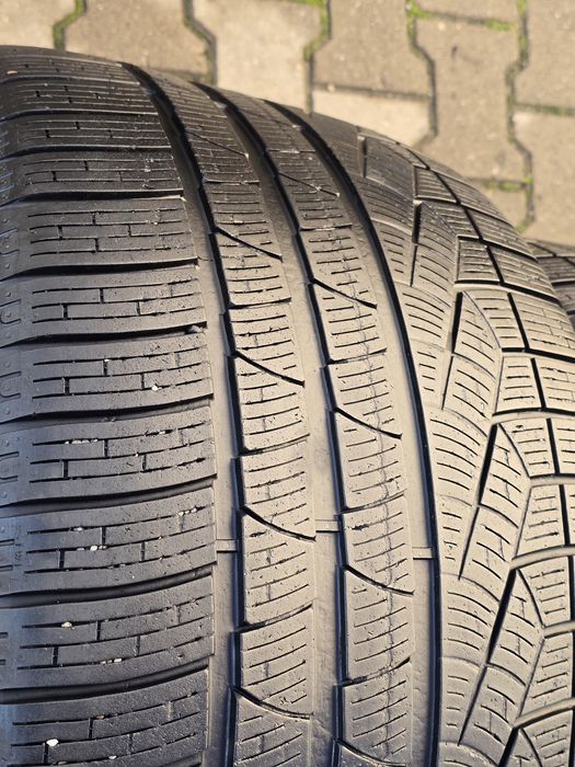 305 30 21 Pirelli