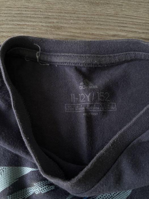 Adidas тениска 152 см