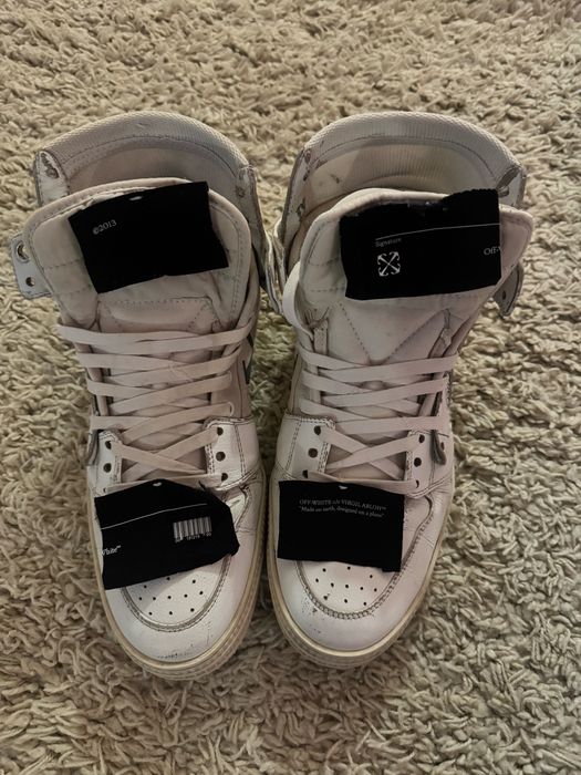 Off White Court 3.0
