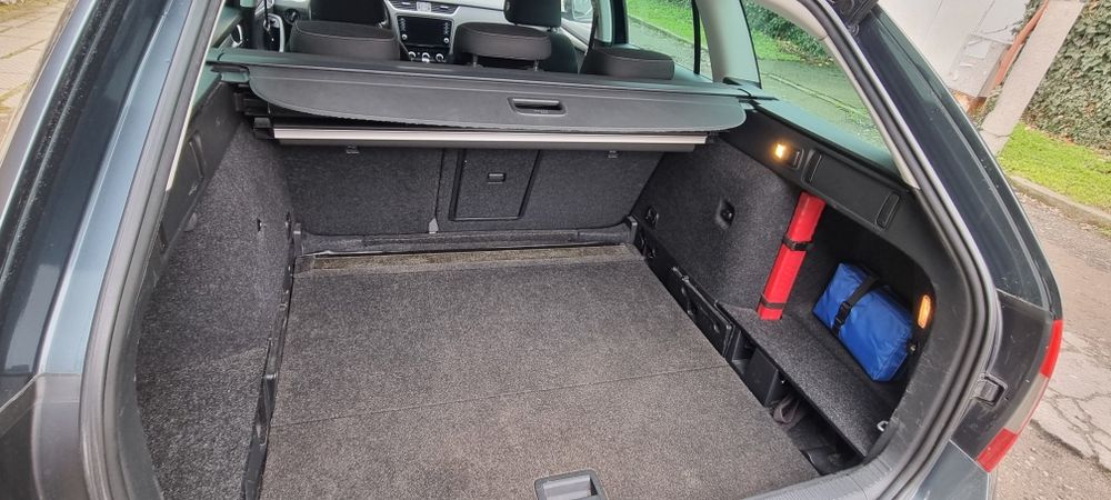 Продавам Шкода Октавия дизел