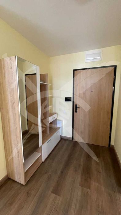 Дава се под наем Двустаен апартамент в София, Хладилника - 90 кв.м за 1047.03 € - Снимка #5