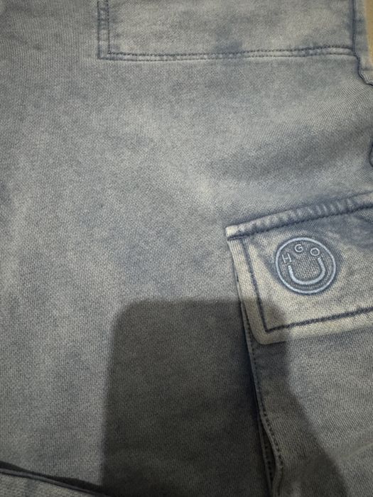 Дамско спортно долнище Hugo оригинално ново размер S