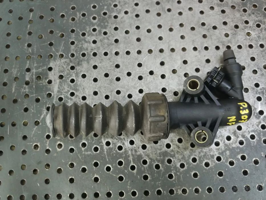 pompa ambreiaj 1.6 b nfu peugeot 206 307