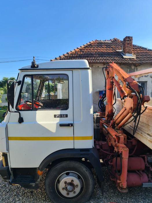 Fiat IVeco 70- 10 cu macara