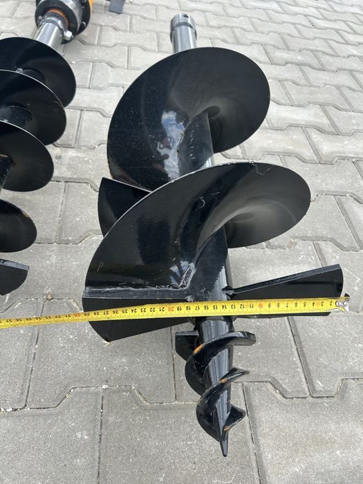 Vand motoburghiu pt miniexcavator si miniincarcator