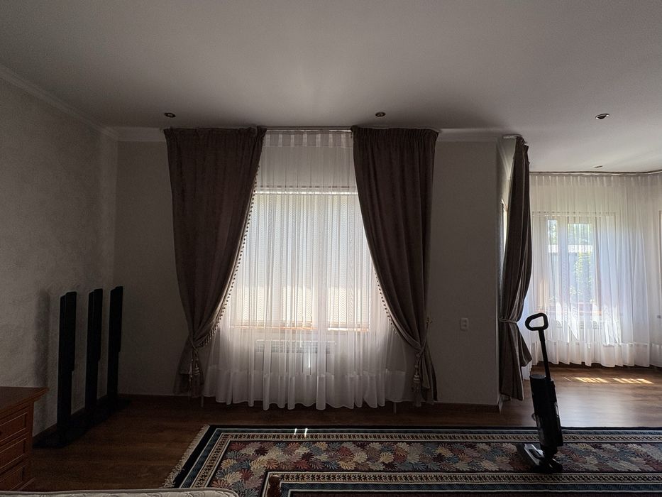 Продам шторы с портье