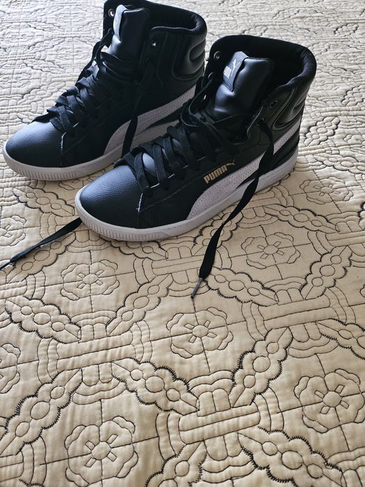 Ghete sport Puma din piele mărimea 36.