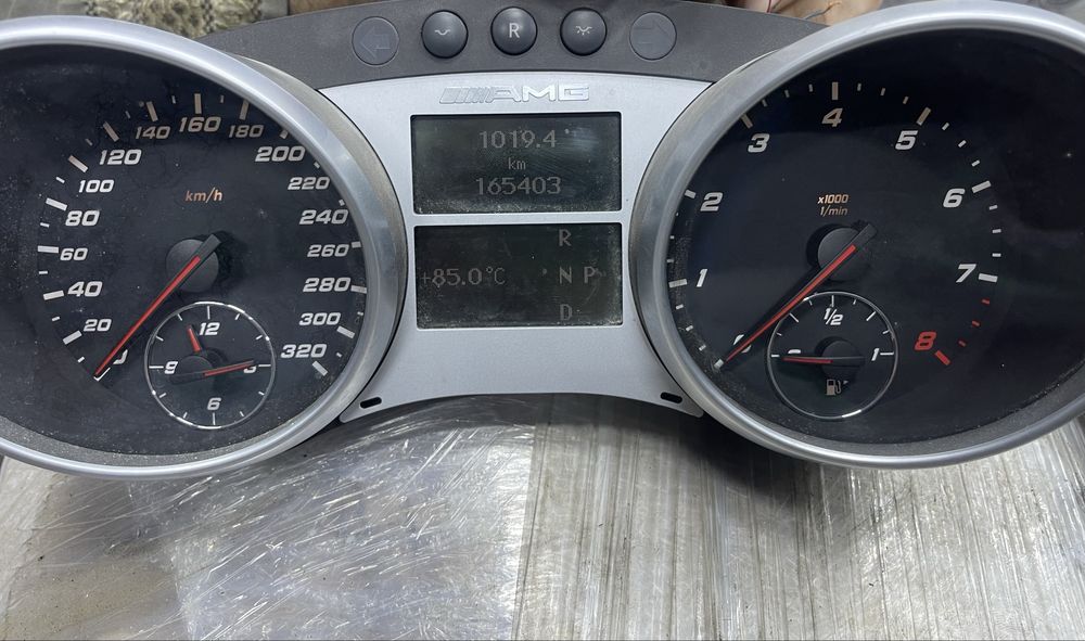 Щиток приборов W164 AMG