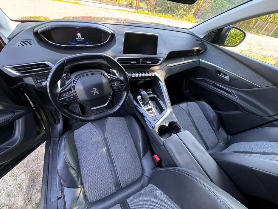 Peugeot 5008 7 locuri, km putini, ingrijit, spatios, consum redus!