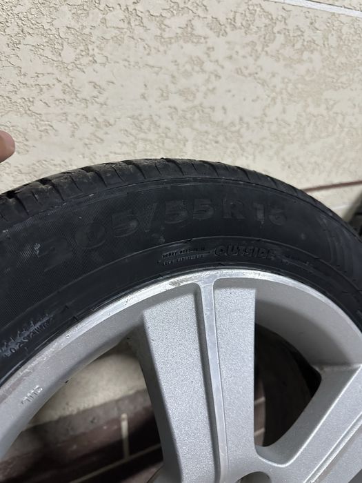 Продам комплект  дисков с резиной R16