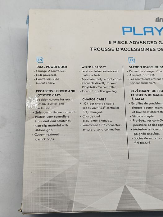 Kit de accesorii dreamGEAR Player's Kit cu 6 piese pentru consola PlayStation 4