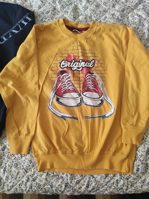 Нови блузи и екип за момче