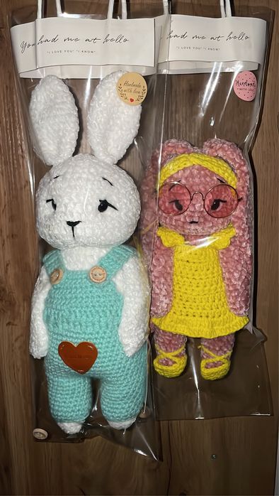 Игрушки и цветы вязаные крючком