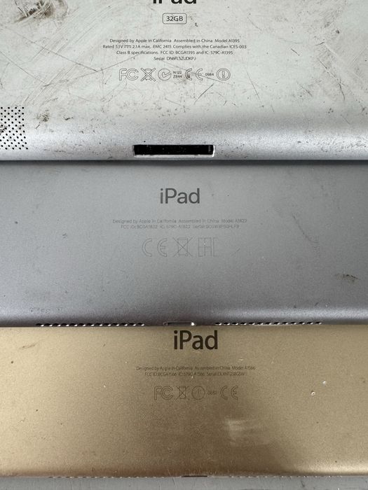 Таблет/ти - лот iPad 10 бр за части