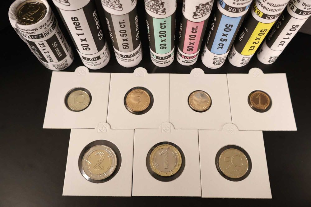 Сет UNC монети от 1 ст. до 2 лв. (1999, 2000, 2002 и 2015) в капсули