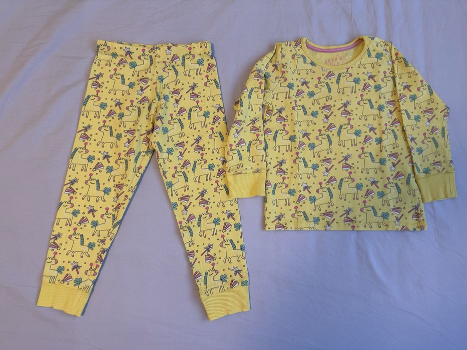Lot 4 pijamale Mothercare, din bumbac 100%, 104 cm, 3-4 ani
