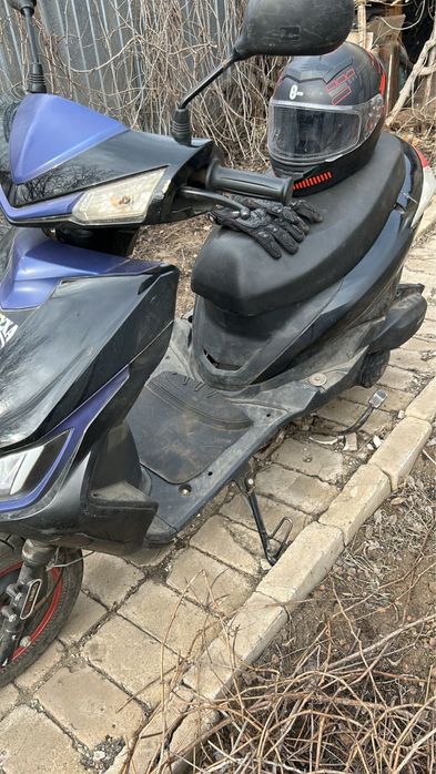 Продам скутер М8