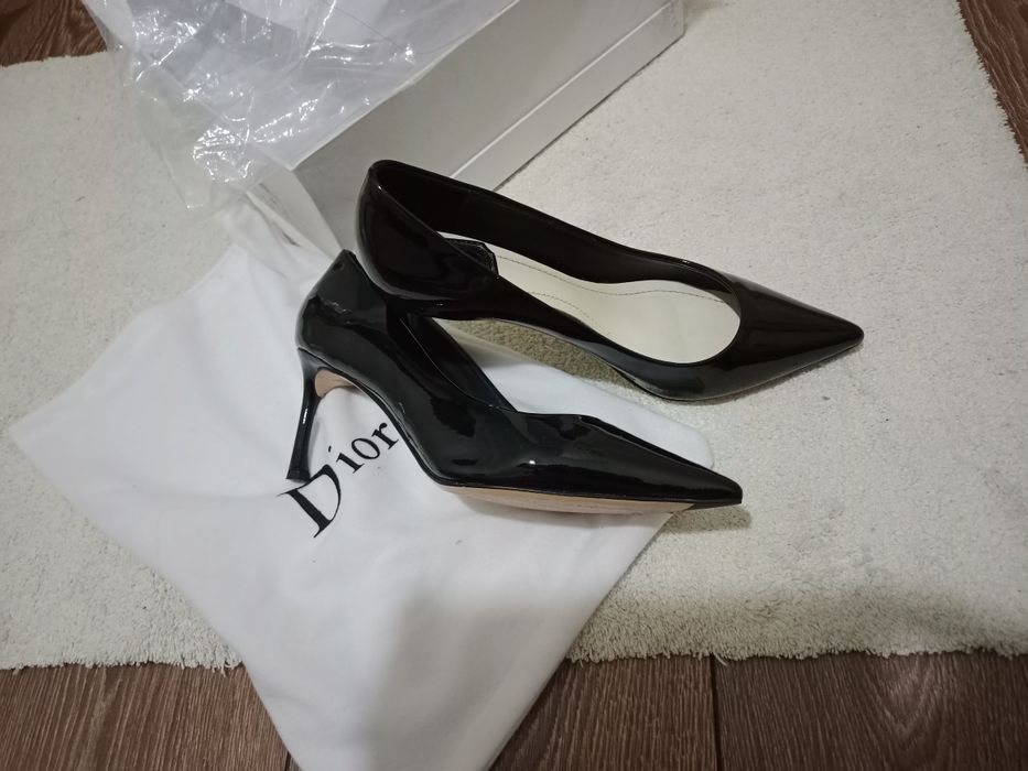 Продам туфли лодочки