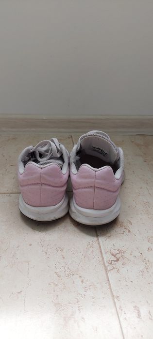 Nike 36.5 маратонки