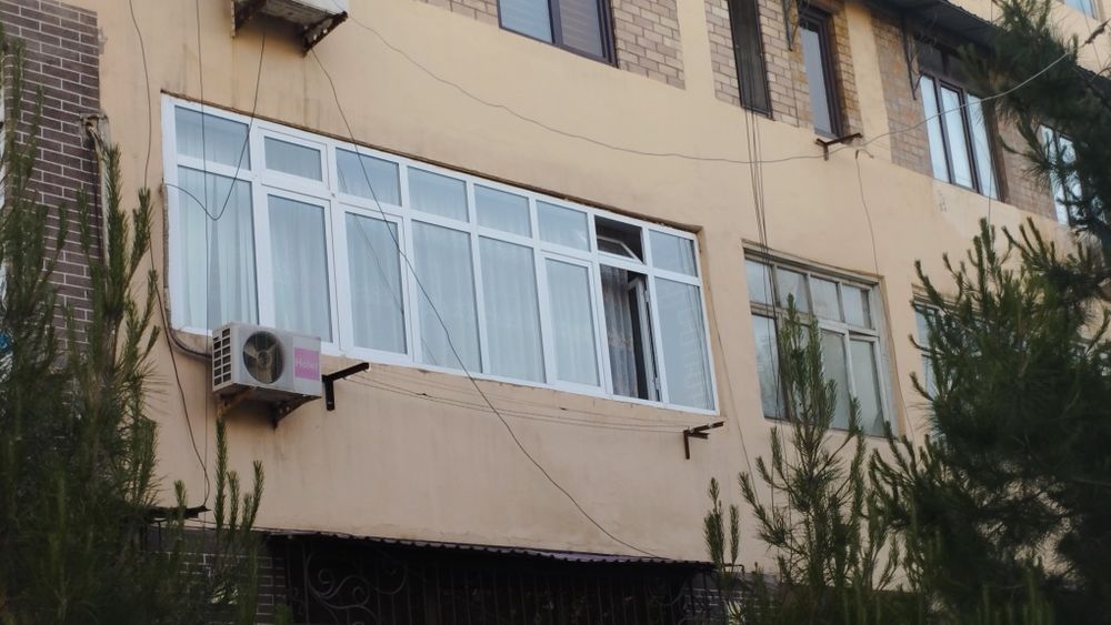 Срочно!!! Оконная рама с подоконником