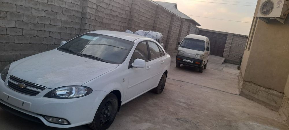 Chevrolet Lacetti / Gentra 2023