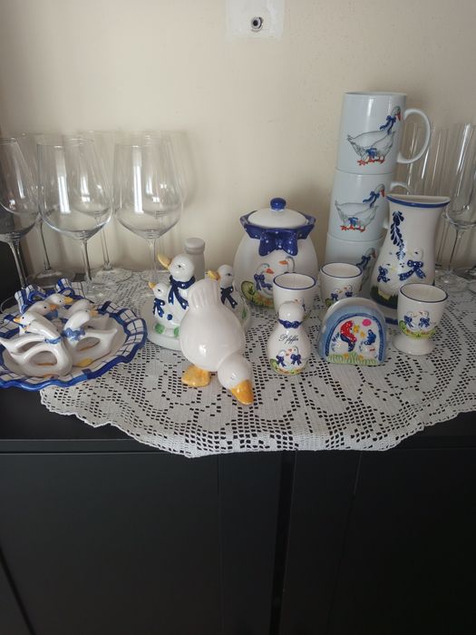 Порцелан , стъкло, месинг,Цептер