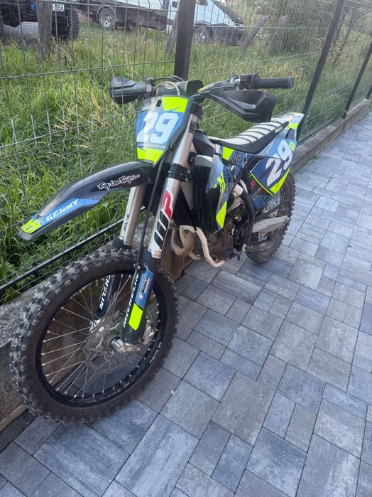 Vând Husqvarna FC 350 – 2017