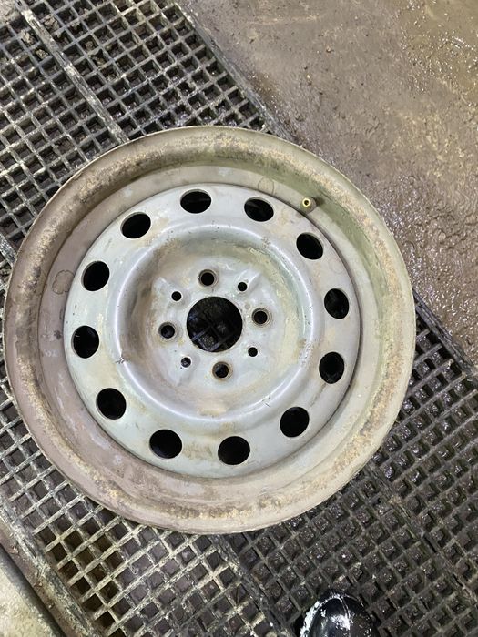 Штампы на 14 стояли на приоре