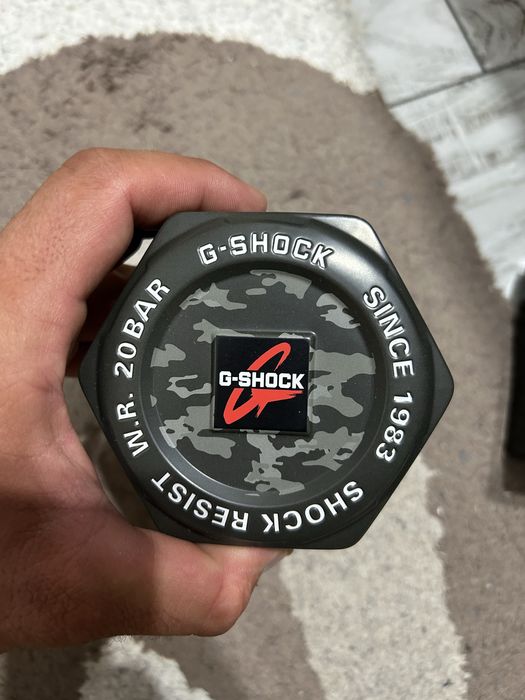 G-shock часовник