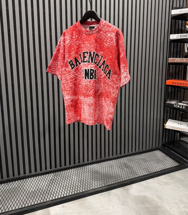 Продавам топ модели Тениски на Balenciaga , Amiri , Etro, Loro Piana