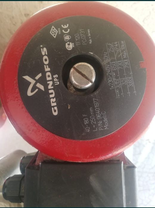 Продаётся Насос grondfos 2 шт