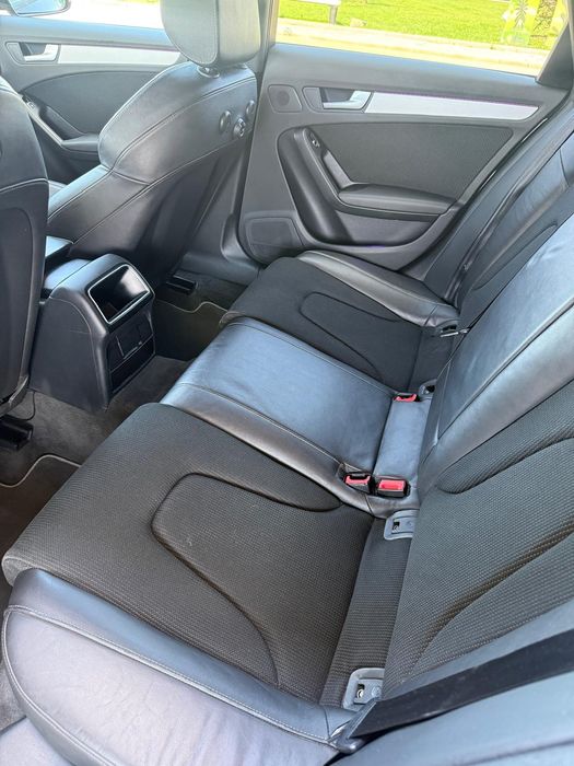Audi A4 Avant 2014 S Line, 2000 diesel automată ,full fără trapă,  servisată total cu istoric servisare,  8100 negociabil