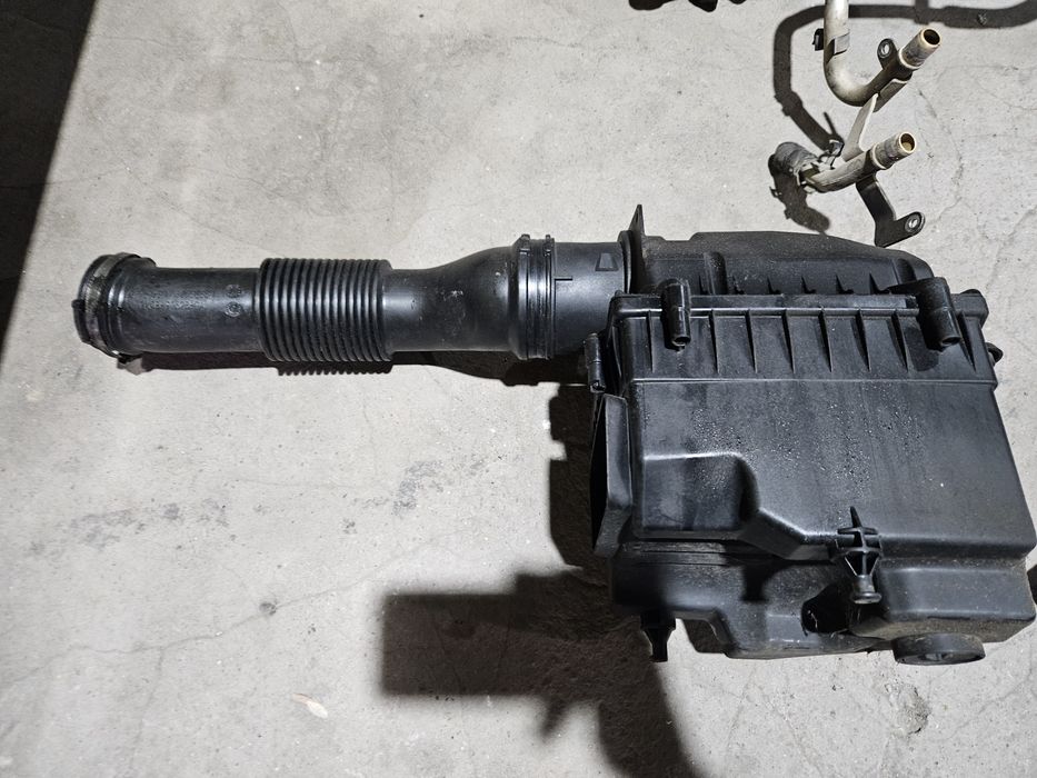 Кутия въздушен филтър/дебитомер за Jaguar Xf 2.0d