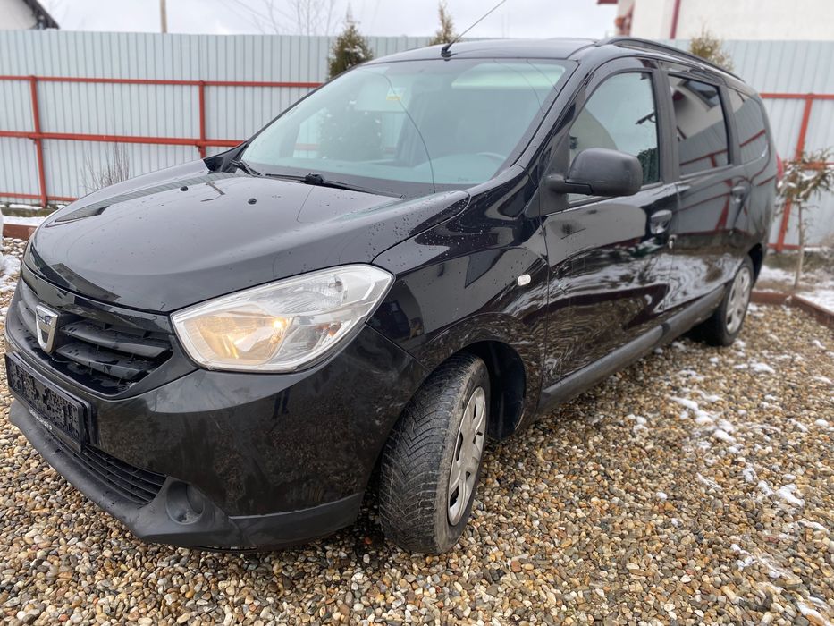 Dacia Lodgy 1.6 MPI cu GPL și 7 Locuri
