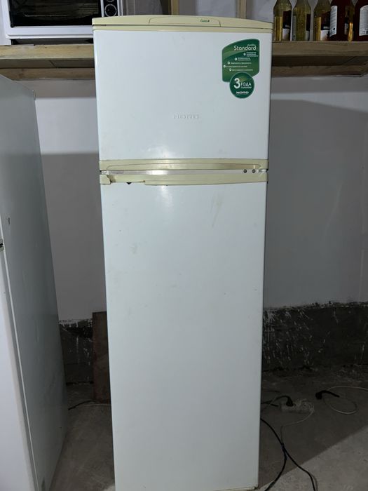 Продам Холодильник Хорошем состоянии