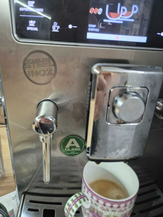 Saeco Xelsis - италиански  модел ,  с БГ меню и кана