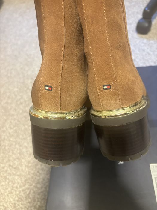 Botine Tommy Hilfigher marimea 37