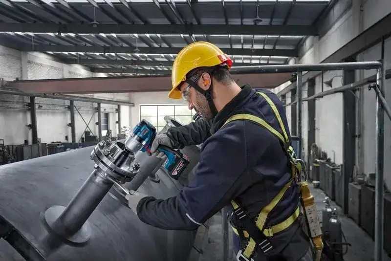 ПРОМОЦИЯ!Акумулаторен гайковерт безчетков GDS 18V-780 18V Bosc