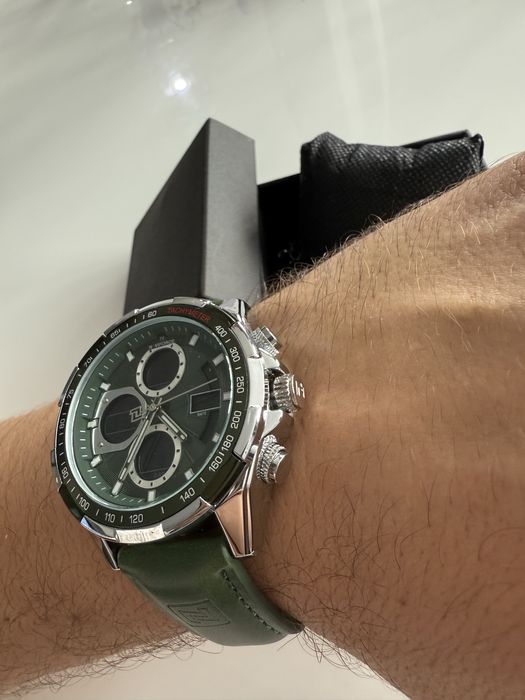 Ceas de nou de vanzare