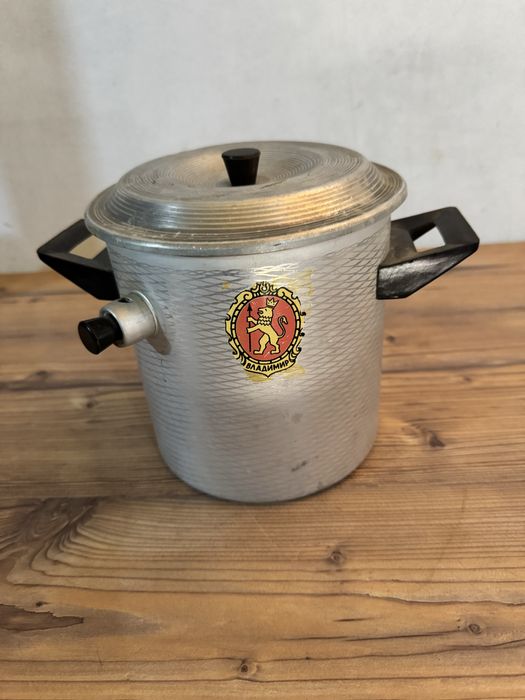 Кострюля неподгораемая.