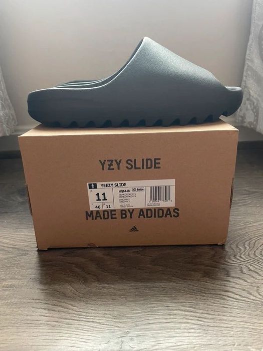 Adidas Yeezy Slides Onyx
