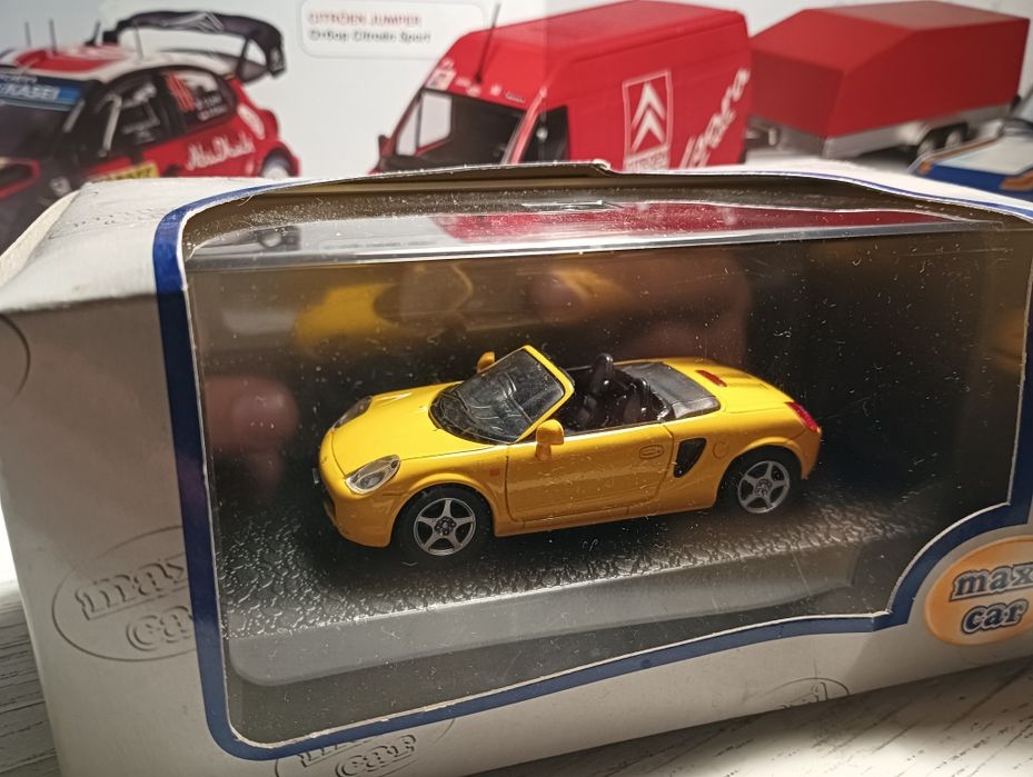 Умалени модели 1:43